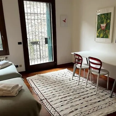 Il Portico. Charm Apartment, Downtown. Daire *