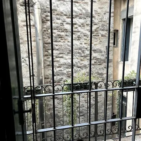 Il Portico. Charm Apartment, Downtown. * Vicenza